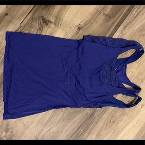 Lululemon tank!